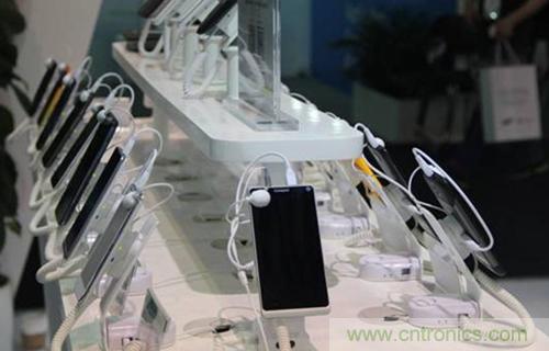 圖2：基于聯(lián)芯雙核/四核平臺(tái)的多款智能終端機(jī)型閃亮登場。