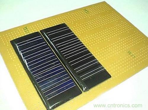 微型太陽能供電板DIY，給手電筒收音機(jī)供電