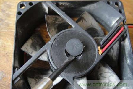 想減少電費(fèi)嗎？DIY一個迷你風(fēng)力發(fā)電機(jī)吧