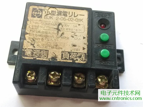 漏電保護(hù)器拆解：結(jié)構(gòu)有差異，做工不錯(cuò)