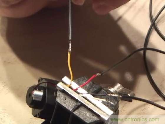 DIY：40刀，教你自制能&ldquo;偷拍&rdquo;的太陽鏡