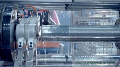 顛覆傳統(tǒng)設(shè)計(jì)，蘋(píng)果全新Mac Pro生產(chǎn)線(xiàn)探秘