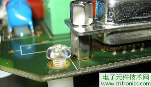 觸摸屏售價(jià)過(guò)萬(wàn)？一臺(tái)工控設(shè)備觸摸屏拆解