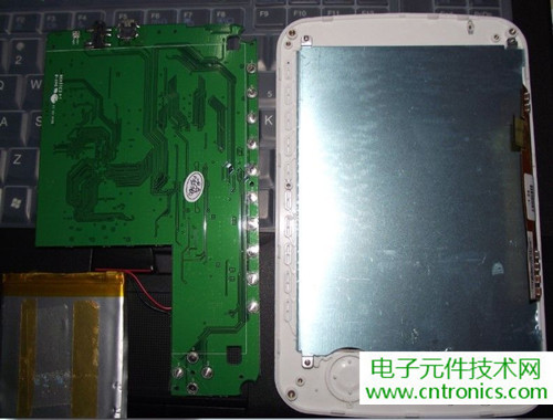 探秘電子紙！一款電紙書的電子墨水屏拆解