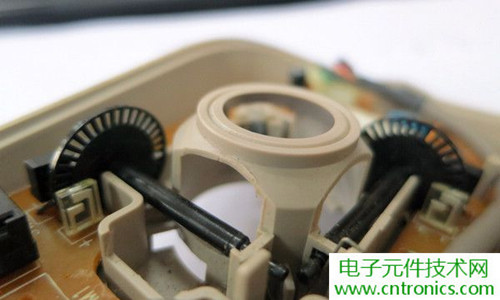 殿堂級機械鼠標(biāo)拆解：嘆精致做工！