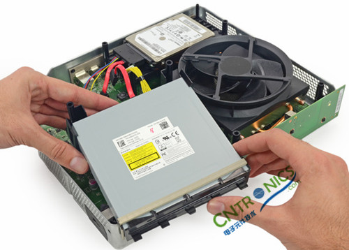 不容錯過！大神級拆解力作：X-BOX ONE 解密內(nèi)部結(jié)構(gòu)!！