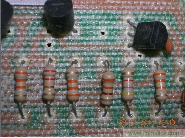 巧奪天工！大神利用山寨功放為高性價比逆變器"穿新衣"