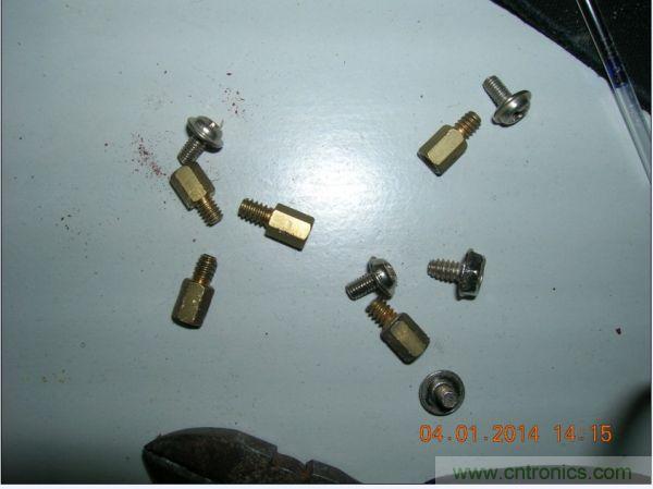 巧奪天工！大神利用山寨功放為高性價比逆變器&ldquo;穿新衣&rdquo;