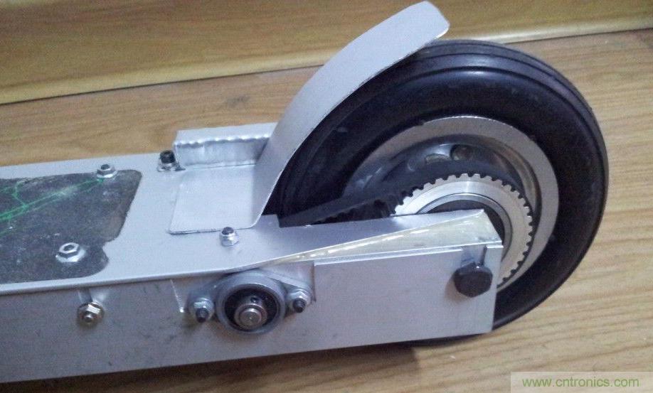 能工巧匠！DIY屬于你的電動滑板車！