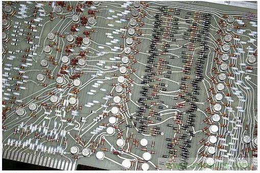 經(jīng)典懷舊拆解！歷史彌留的可編程科學計算器 from 1966