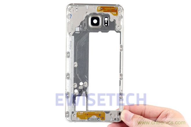 Galaxy Note5拆解，與S系列差距日漸模糊