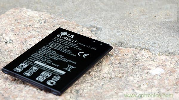 業(yè)界良心 LG V10 評(píng)測(cè):剛毅、冷峻，不失人性化