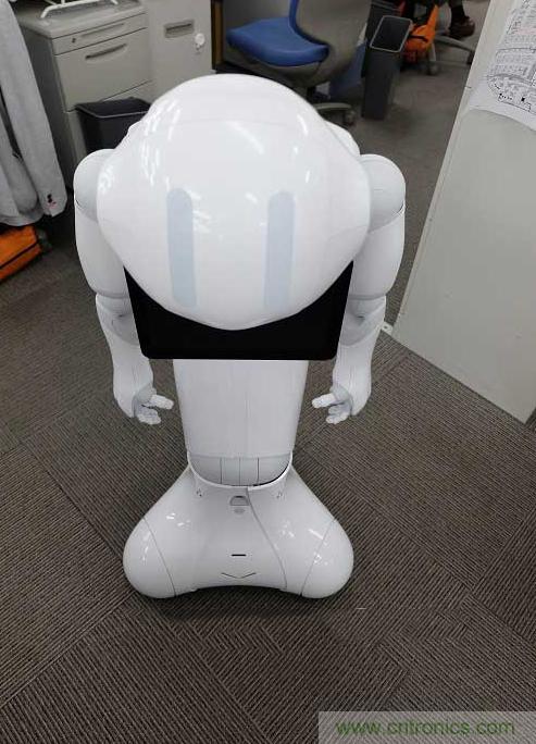 拆解筆記本不過癮，那就來拆拆日本情感機(jī)器人吧！