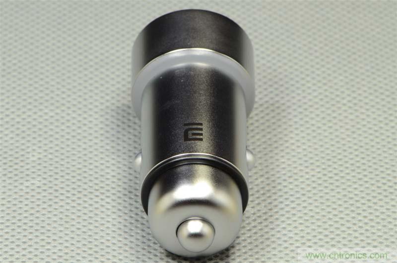 小米車載充電器拆解評測：49元能讓這枚&ldquo;子彈&rdquo;飛多遠？