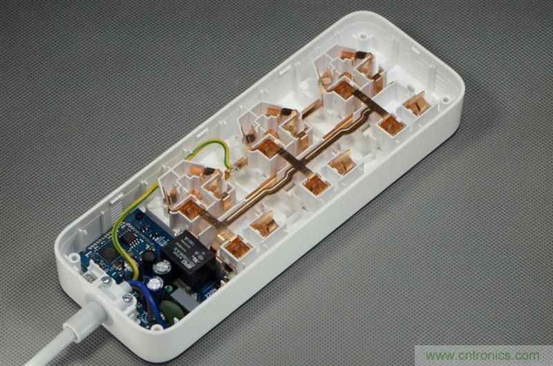 做工怒贊 神秘芯片！小米智能插線板拆解、評測