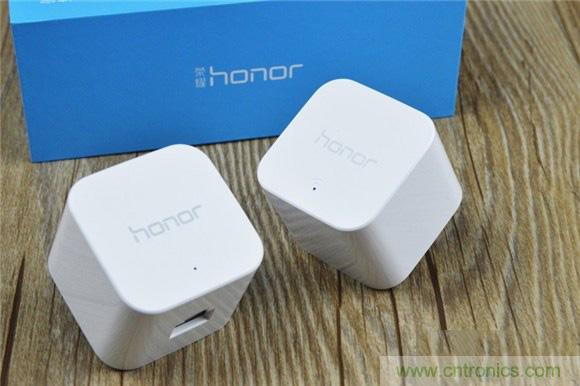 大House也能隨心連，榮耀WiFi穿墻寶評測