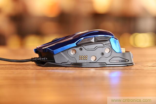 左手寫愛，右手寫他&mdash;&mdash;從此鍵盤鼠標不分家！