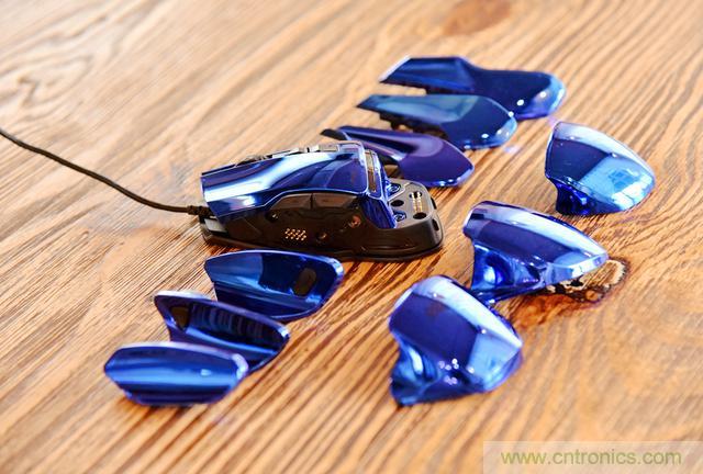 左手寫愛，右手寫他&mdash;&mdash;從此鍵盤鼠標不分家！