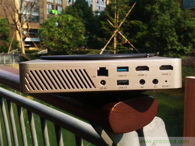 無(wú)屏電視時(shí)代已然來(lái)臨，客廳你做好準(zhǔn)備了嗎？