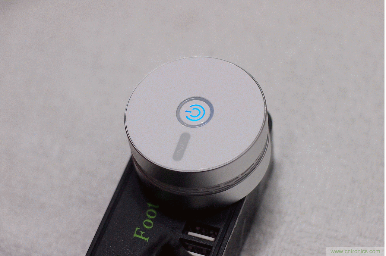 路由器也跟風(fēng)玩分體設(shè)計(jì)，你咋不上天呢？