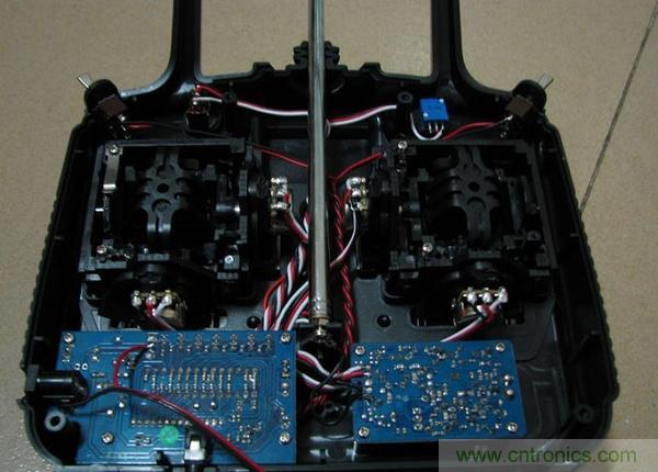 無(wú)人機(jī) DIY 制作全過(guò)程，酷得不要不要的！