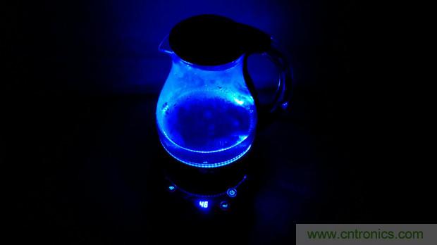 新的智能養(yǎng)生之道，從一個(gè)易叮云智能水壺開(kāi)始