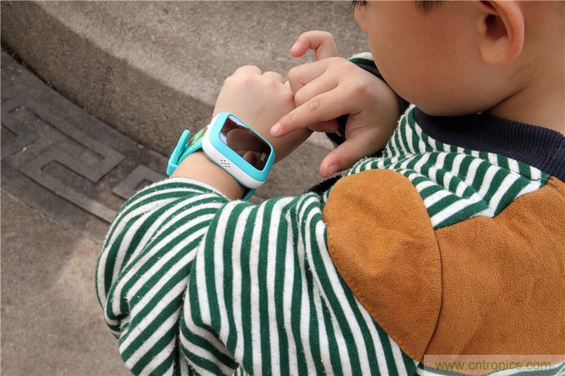別讓《失孤》重演，360兒童手表幫你定住家中小頑童！