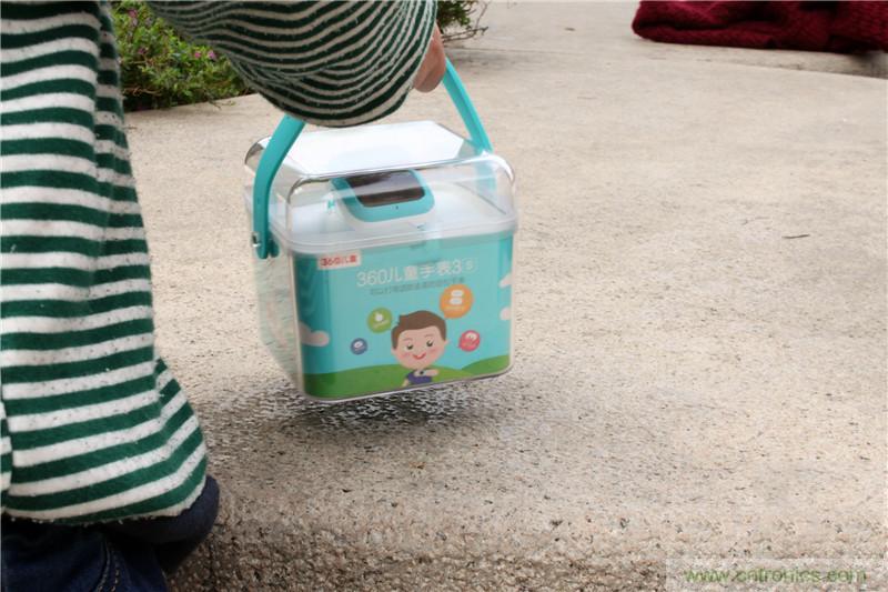 別讓《失孤》重演，360兒童手表幫你定住家中小頑童！