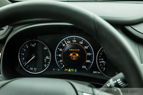 親測(cè)：從ADAS到自動(dòng)駕駛，不同品牌上路表現(xiàn)對(duì)比