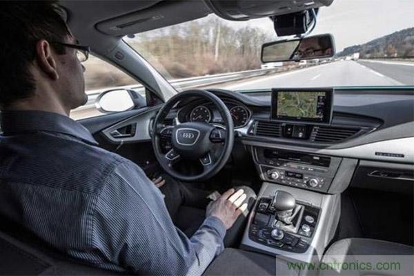 親測(cè)：從ADAS到自動(dòng)駕駛，不同品牌上路表現(xiàn)對(duì)比