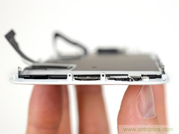 iPhone 8首拆：無線充電版本的iPhone 7？