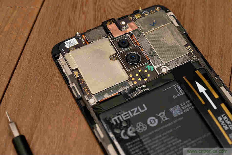 拆解魅族15 Plus：玩轉(zhuǎn)了新概念，但其工藝究竟如何？