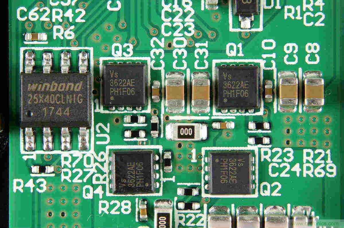 拆解對比：系出同門，小米、紫米無線充電器的差別有多大？