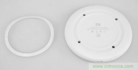 拆解對比：系出同門，小米、紫米無線充電器的差別有多大？