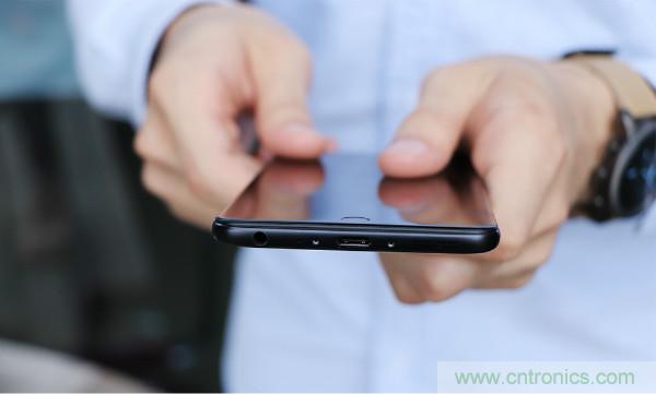 魅族M15拆解：做工精致，壓感Home鍵采用中國芯