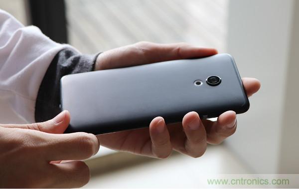 魅族M15拆解：做工精致，壓感Home鍵采用中國芯