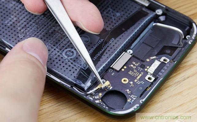 拆解黑鯊手機：多級直觸一體式液冷系統(tǒng)有什么門道？