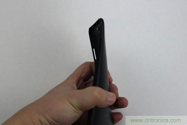 拆解魅藍(lán)6T：百元機(jī)的品質(zhì)就真的低？