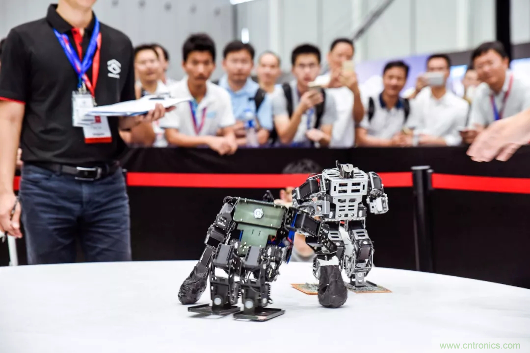 連續(xù)3年落戶順德！2018超燃機(jī)器人大賽等你來戰(zhàn)！