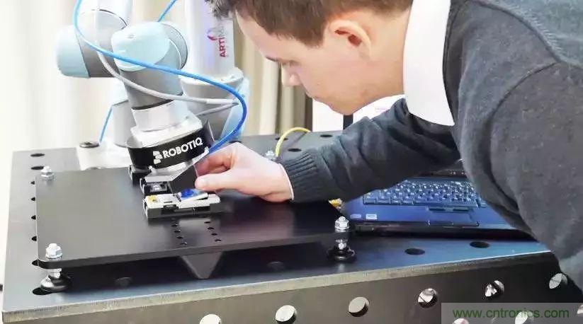 力傳感器在機器人哪些應(yīng)用中，可以完爆視覺系統(tǒng)？