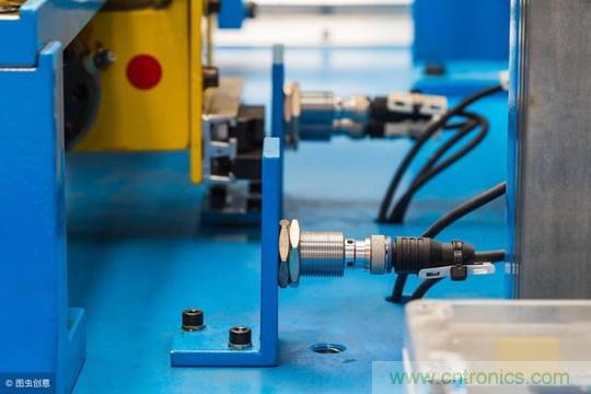 感應(yīng)電容超聲波，你都知道這些傳感器多大區(qū)別嗎？