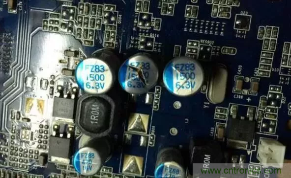 電容擊穿是開路還是短路？電容擊穿原因是什么？