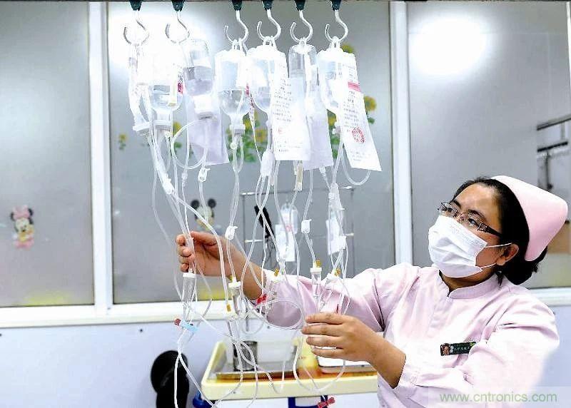 醫(yī)護(hù)輸液系統(tǒng)升級(jí)，注射泵無(wú)線化如何實(shí)現(xiàn)？