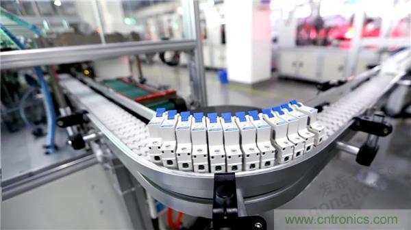 正泰昆侖 | 續(xù)寫榮耀，領(lǐng)馭未來