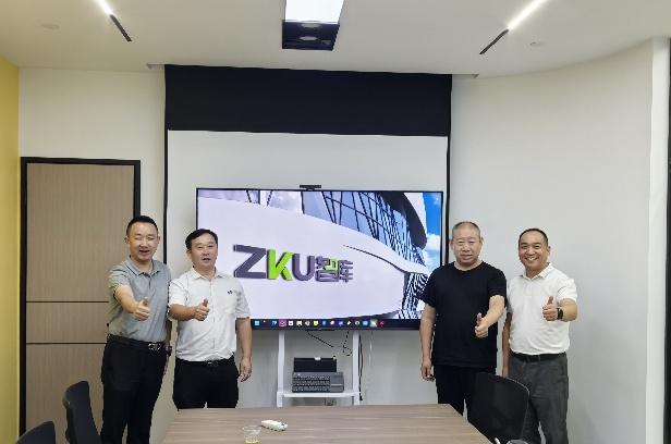 中國電子展組委會(huì)聯(lián)袂電子制造產(chǎn)業(yè)聯(lián)盟：四地探企，智啟新程