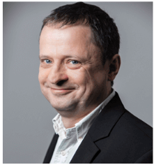 本屆峰會以 “你好，數(shù)字具身 (Hello, Digital Embodiment)” 為議題，直指下一代AI發(fā)展的核心——如何讓智能體更好地感知并與物理世界交互。屆時，Arm、西門子、SiPearl、Prophesee、芯原股份、思特威、英諾達等國內(nèi)外半導(dǎo)體巨頭的掌門人與高管將罕見同臺，從芯片設(shè)計、視覺傳感、EDA工具到系統(tǒng)架構(gòu)，共同勾勒千億增量市場的技術(shù)路線與商業(yè)藍圖。席位緊張，機遇不容錯過。