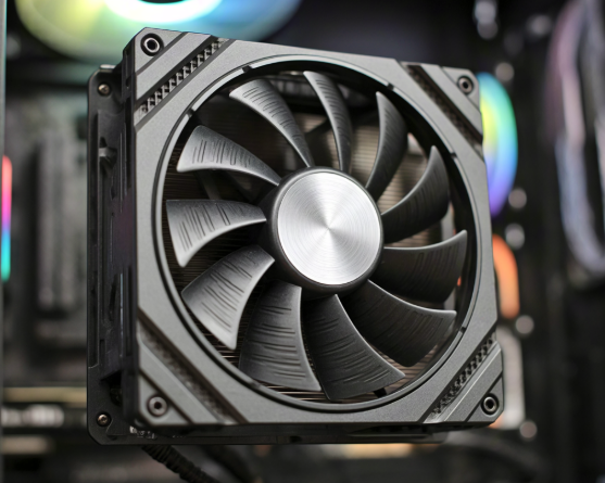 CPU總是過熱降頻？工程師教你只看這5個核心參數(shù)，選出高性價比靜音風扇